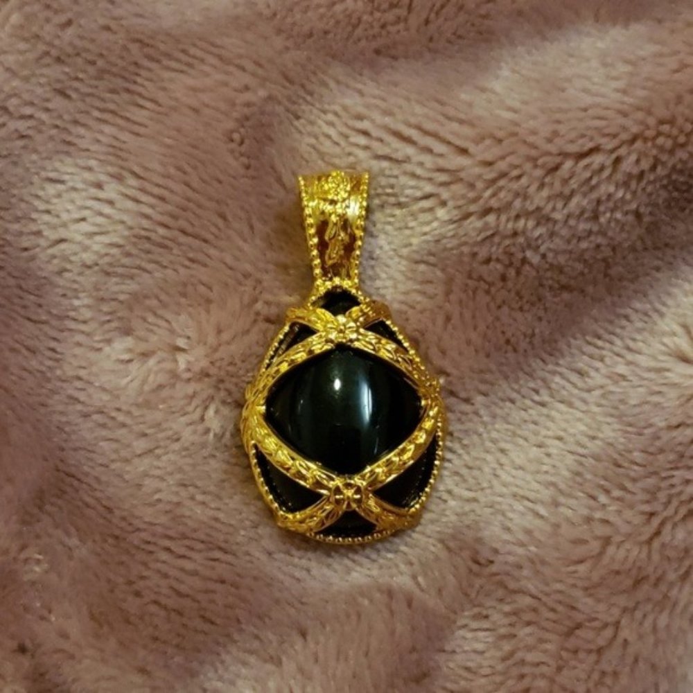 Joan Rivers Interchangeable Gold Pendant
